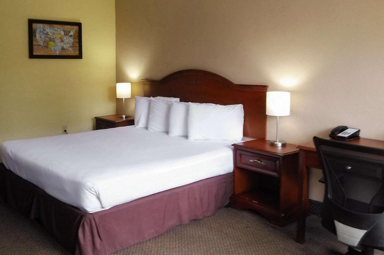 Econo Lodge Ormond Beach Eksteriør billede
